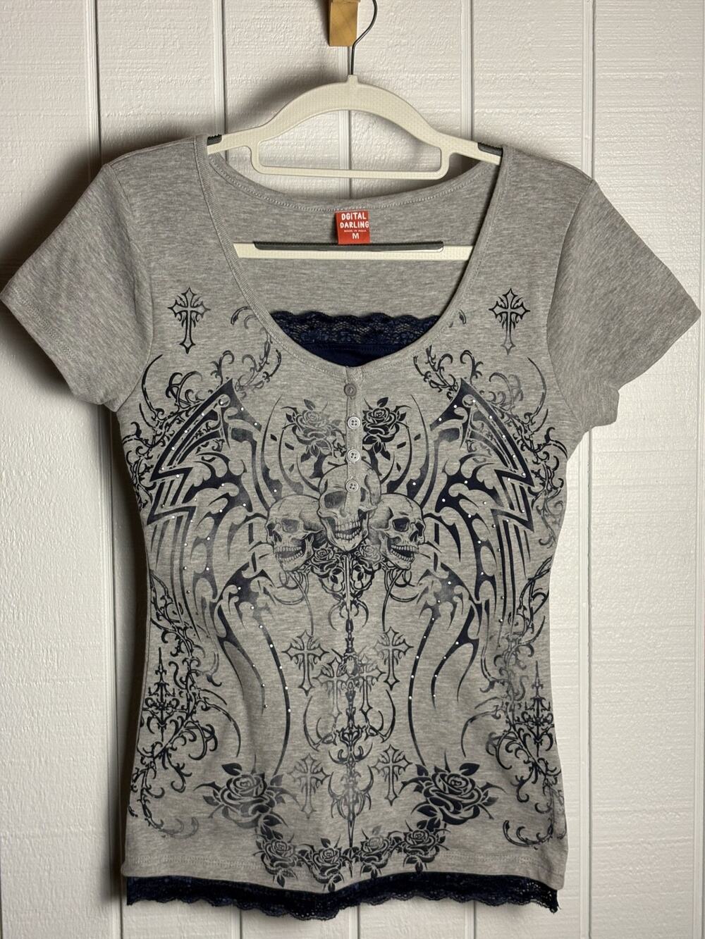 Dgital Darling Women M Skull Rhinestone Lace Graphic Tee Y2K Goth Grunge